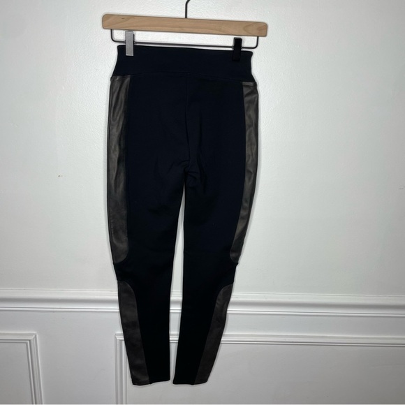Spanx Faux Leather Panel Ponte Leggings Womens XS NWT - Picture 4 of 10